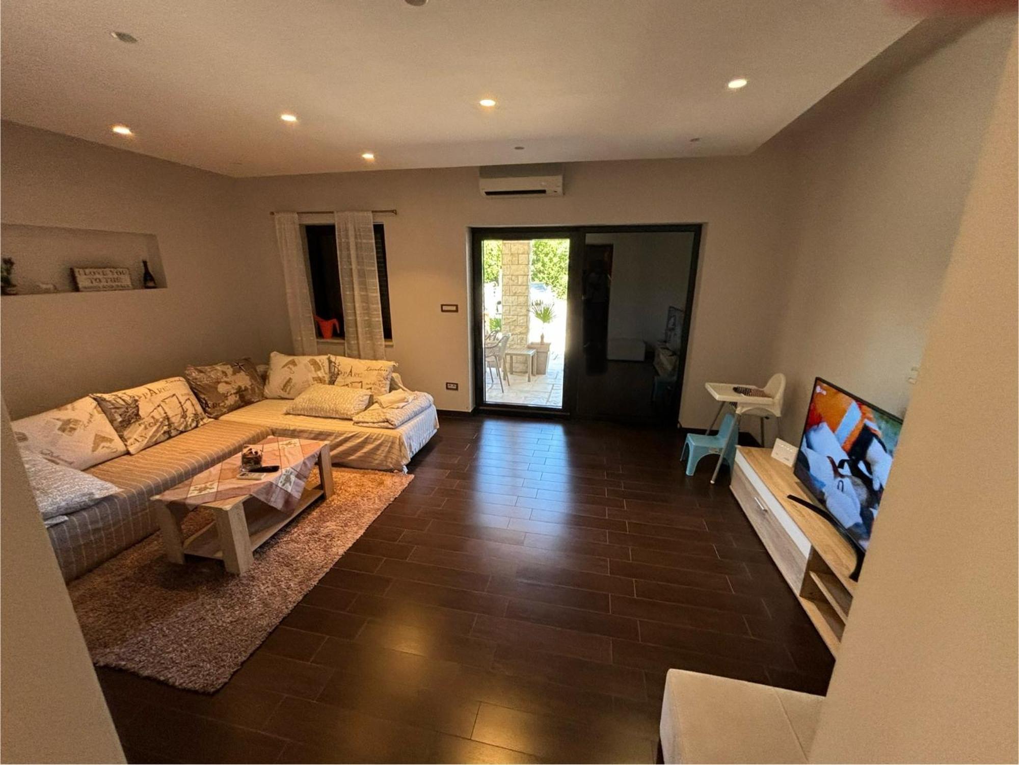 Apartment Verano نجيفيش المظهر الخارجي الصورة